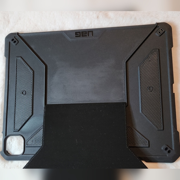 Urban Armor Gear Metropolis Series Black Case for IPad Pro 12.9" 5th Gen New - Picture 13 of 16